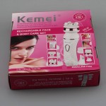 Συσκευή καθαρισμού-απολέπισης και μασάζ για πρόσωπο & σώμα 5 σε 1, Kemei KM-7204