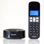 Philips D1611B/GRS Μαύρο (Ελληνικό Μενού) Ασύρματο τηλέφωνο ανοιχτή ακρόαση, φωτιζόμενη οθόνη και 50