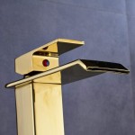 Μπαταρία Νιπτήρος Καταρράκτης Χρυσή Γυαλιστερή The Box TBG-12319